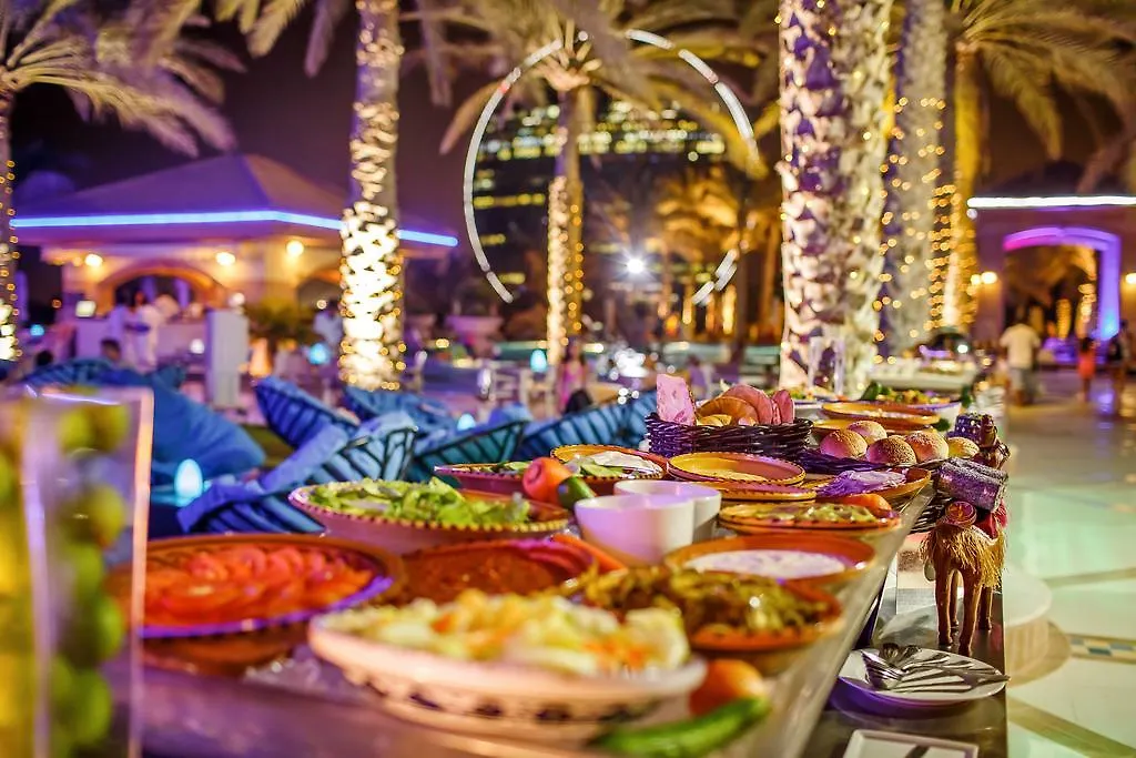 Al Raha Beach Resort & Spa Abu Dhabi 5*,